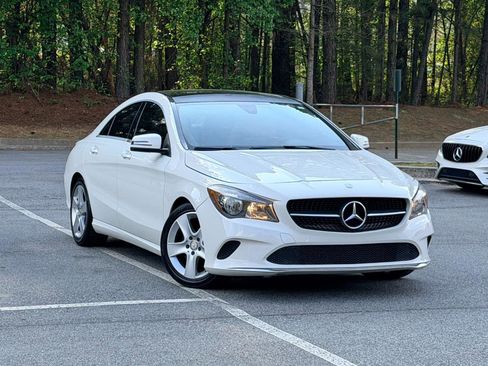 Used 2018 Mercedes-Benz CLA 250 image 3