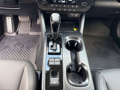 New 2026 Subaru Outback Limited AWD/4WD image 26