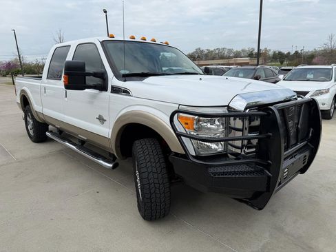 Used 2012 Ford F250 Lariat w/ FX4 Off Road Pkg image 3