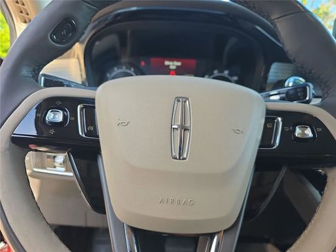 Certified 2021 Lincoln Corsair FWD w/ Premium Package image 22