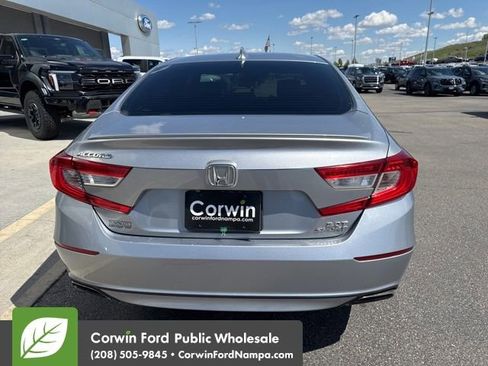 Used 2018 Honda Accord Sport image 5