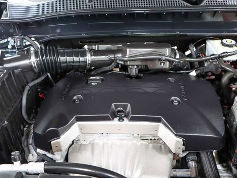 Used 2019 Chevrolet Blazer LT image 30