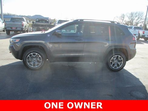 Used 2020 Jeep Cherokee Trailhawk w/ Cold Weather Group image 9