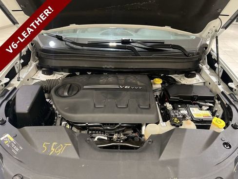 Used 2020 Jeep Cherokee Latitude Lux w/ Comfort/Convenience Group image 24