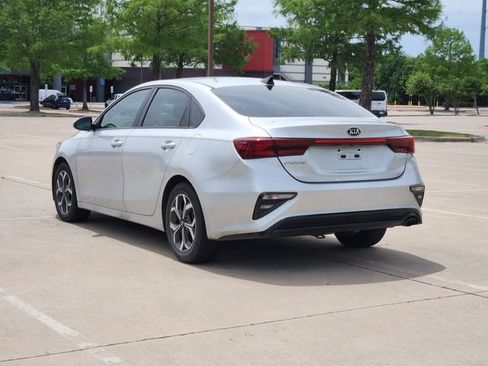 Used 2020 Kia Forte LXS image 7