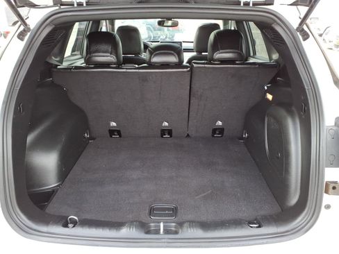 Certified 2023 Jeep Compass Limited w/ Sun and Sound Group image 10