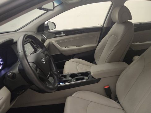 Used 2017 Hyundai Sonata Limited w/ Tech Package 03 FWD image 17