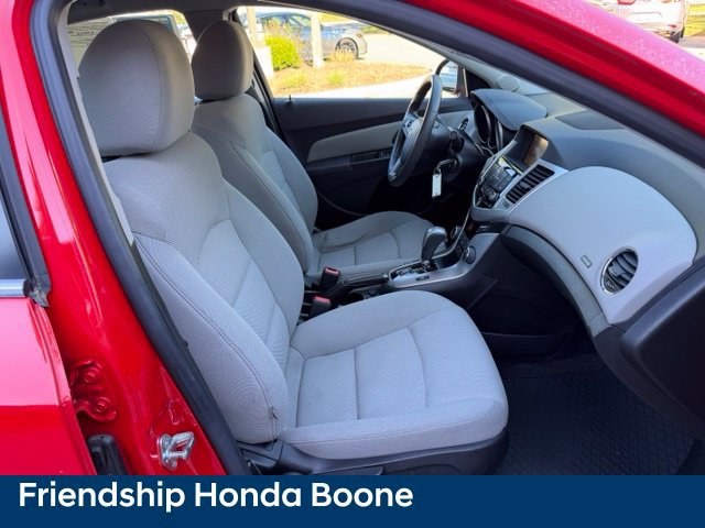 Used 2015 Chevrolet Cruze LT FWD image 40