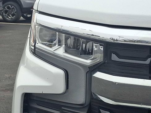 Used 2022 Chevrolet Silverado 1500 LT image 9