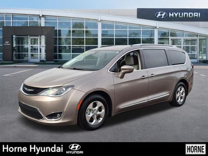 Used 2017 Chrysler Pacifica Touring-L Plus
