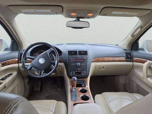 Used 2008 Saturn Outlook XR w/ Premium Trim Package FWD image 8