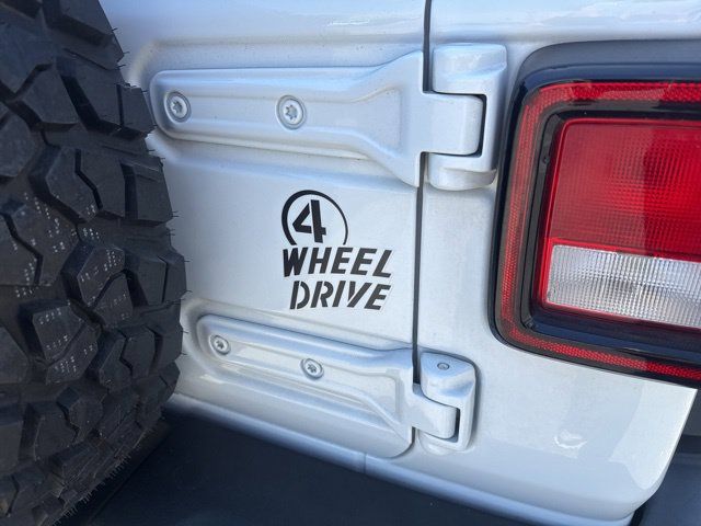 Certified 2022 Jeep Wrangler Unlimited Sport AWD/4WD image 26