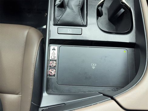 Used 2023 Lexus ES 350 w/ Premium Package image 39