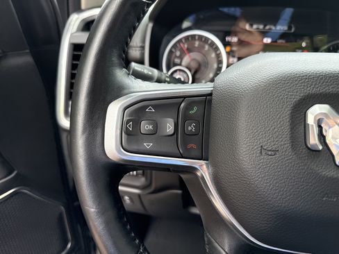 Used 2022 RAM 1500 Laramie AWD/4WD image 25