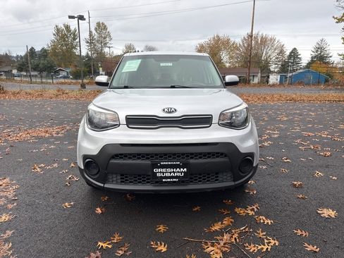 Used 2018 Kia Soul image 2