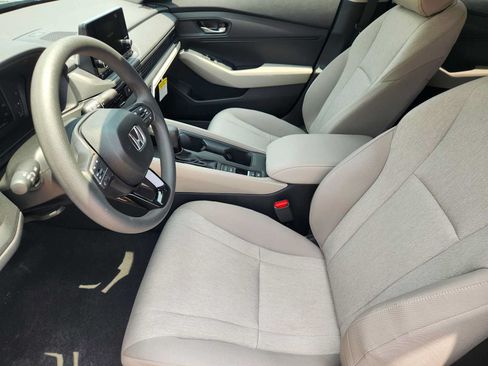 Used 2025 Honda Accord LX image 12