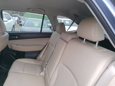 Used 2016 Subaru Outback 2.5i Limited image 25