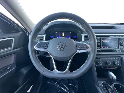 Used 2022 Volkswagen Atlas SE image 12