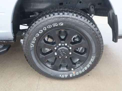 New 2026 RAM 2500 Laramie w/ Night Edition AWD/4WD image 18