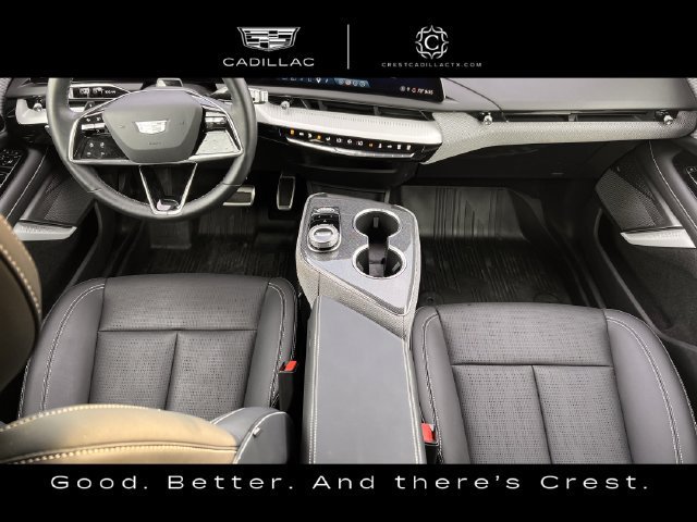 Certified 2025 Cadillac Optiq Sport 2 w/ LPO, Floor Liner Package AWD/4WD image 12