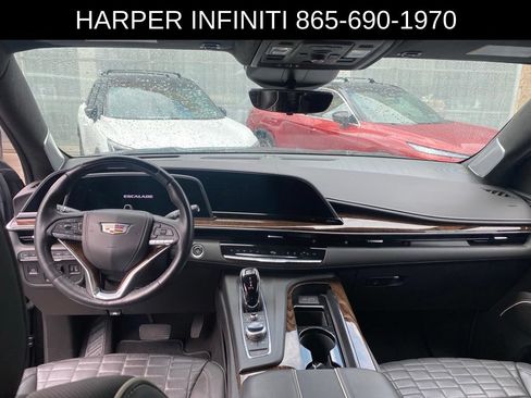 Used 2021 Cadillac Escalade Sport Platinum AWD/4WD image 9