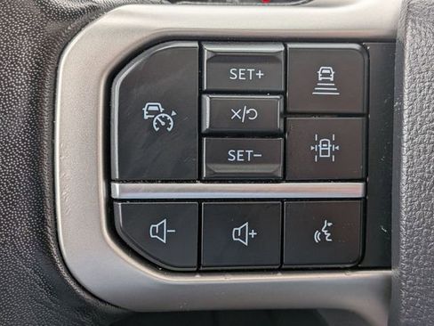 Used 2024 Ford Expedition Limited image 21