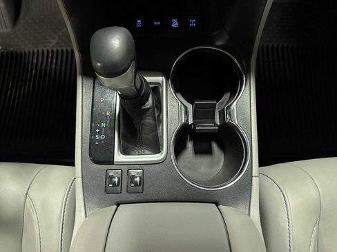 Used 2017 Toyota Highlander XLE w/ Protection Package #3 image 33