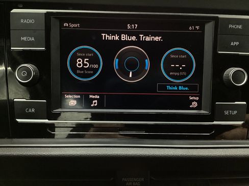 Used 2019 Volkswagen Jetta GLI image 34