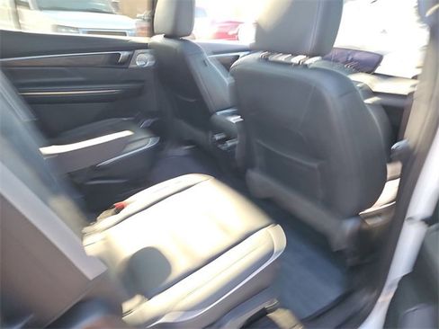 Used 2025 Buick Enclave Avenir w/ Super Cruise Package image 28