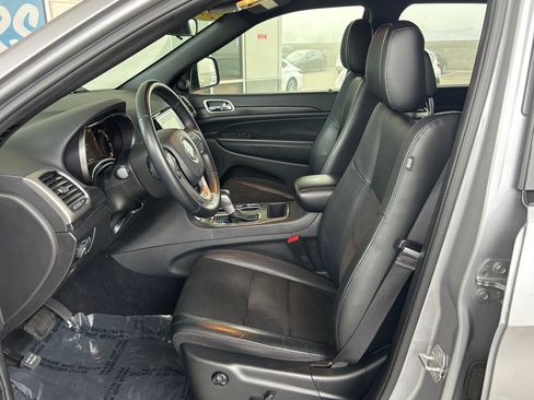 Used 2021 Jeep Grand Cherokee Laredo X image 21