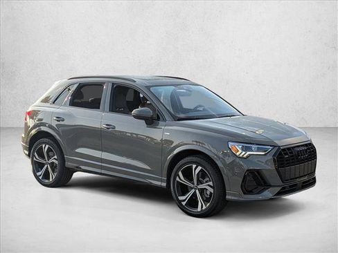 Certified 2024 Audi Q3 2.0T Premium Plus AWD/4WD image 3