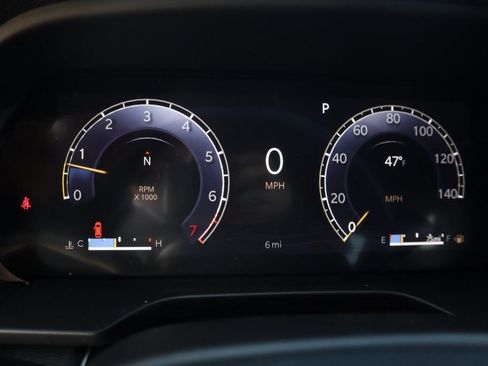 New 2025 Jeep Grand Cherokee L Altitude image 4