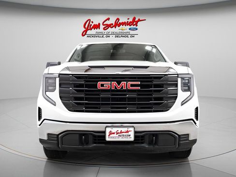 Used 2023 GMC Sierra 1500 Pro w/ Pro Value Package AWD/4WD image 2