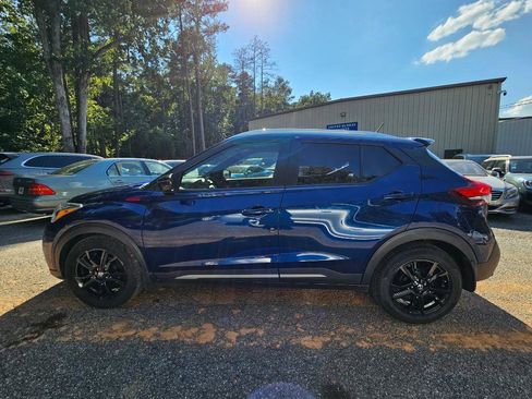 Used 2020 Nissan Kicks SR w/ SR Premium Package image 7