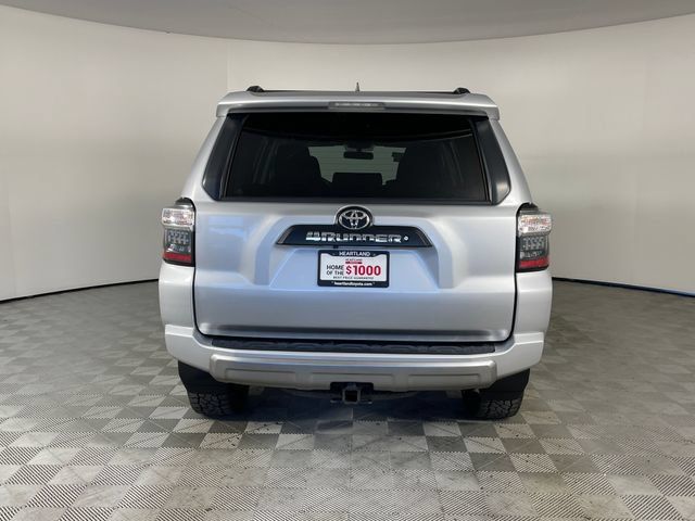 Used 2019 Toyota 4Runner TRD Off-Road AWD/4WD image 25