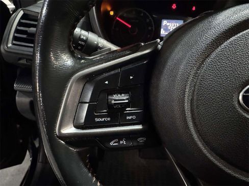 Used 2019 Subaru Crosstrek 2.0i Premium image 17