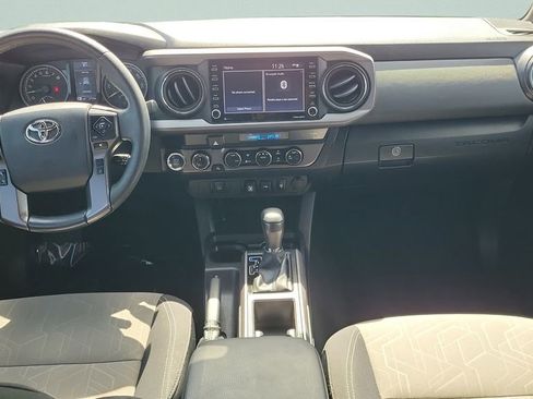 Certified 2023 Toyota Tacoma TRD Off-Road image 10