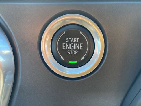 Used 2022 Chevrolet Blazer LT image 20