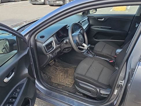 Used 2020 Kia Rio S image 7