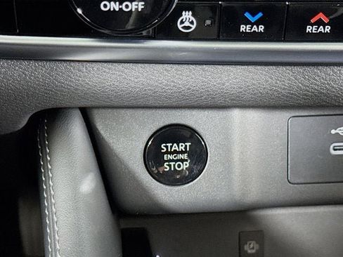 New 2026 Nissan Rogue Platinum w/ Platinum Premium Package image 18