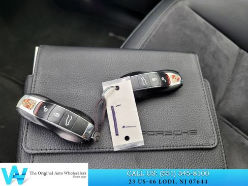 Used 2019 Porsche Macan image 23