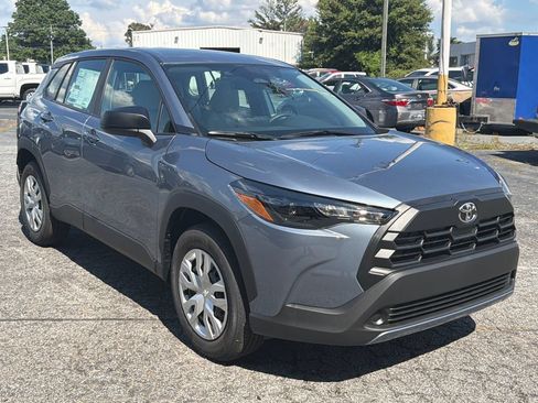 New 2026 Toyota Corolla Cross L FWD image 3