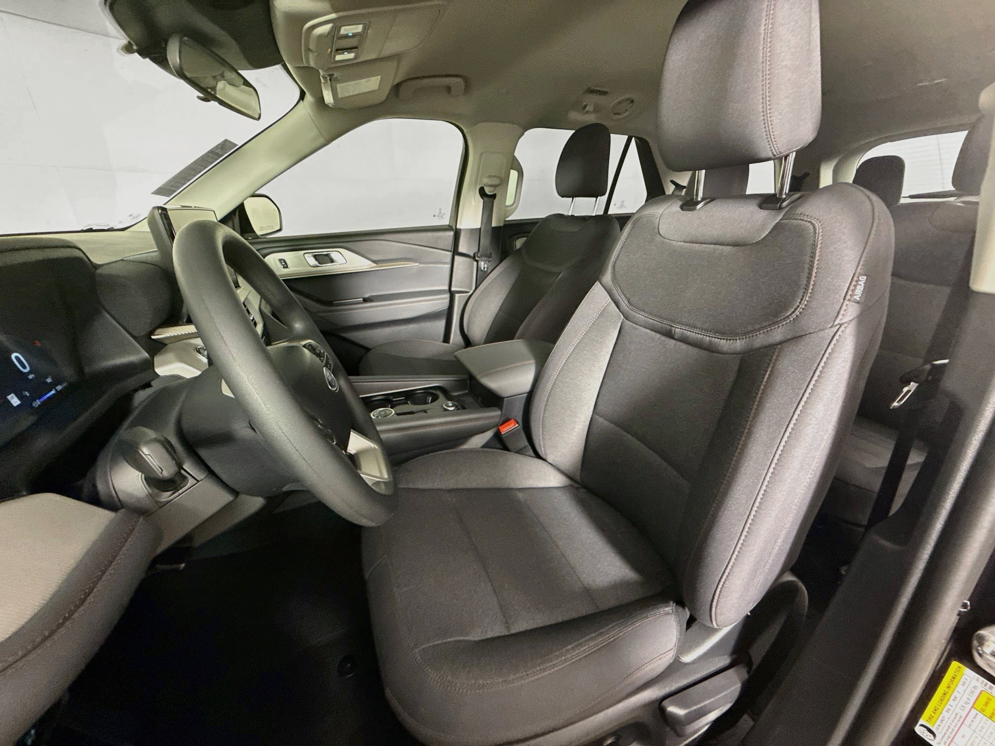 Used 2026 Ford Explorer Active RWD image 25