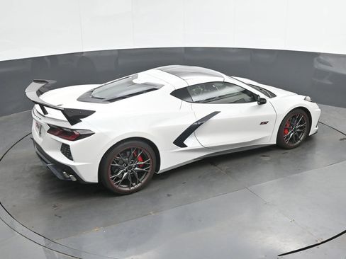 Used 2023 Chevrolet Corvette Stingray Premium Cpe w/ Z51 Performance Package RWD image 32