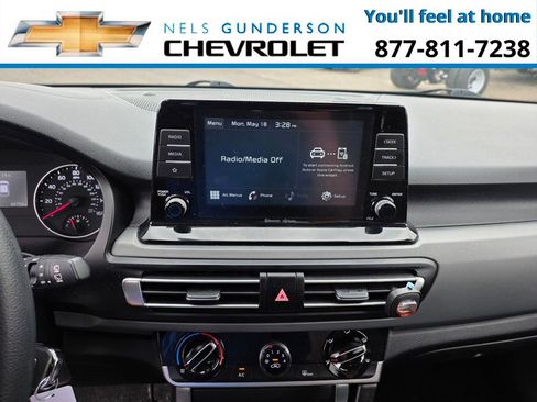 Used 2021 Kia Seltos LX AWD/4WD image 9