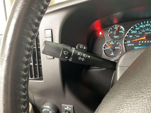 Used 2023 Chevrolet Express 2500 Extended w/ Driver Convenience Package image 22