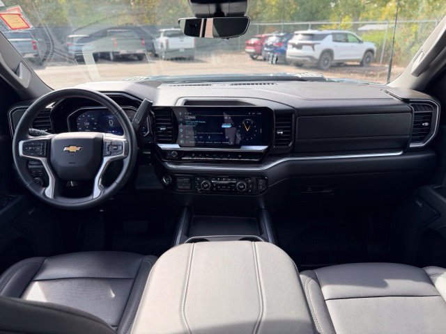 Used 2026 Chevrolet Silverado 3500 LTZ w/ LTZ Plus Package AWD/4WD image 22