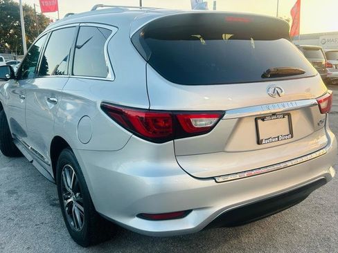 Used 2016 INFINITI QX60 AWD w/ Premium Package image 3