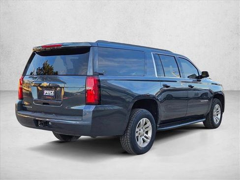 Used 2020 Chevrolet Suburban LT image 5