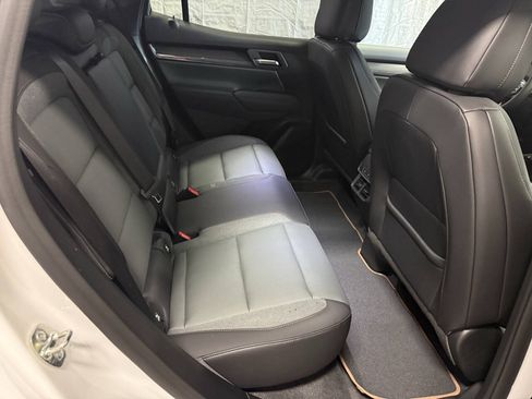 Used 2026 GMC Terrain AT4 w/ Convenience Package III AWD/4WD image 11